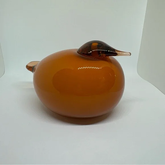 Oiva Toikka Glass Bird Orange Kuulas by Iittala Finland Sculpture, Puffball